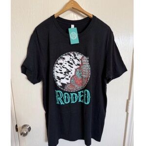 NWT Black & teal RODEO Graphic Tee | Tooled Leather & Cowhide Print - XL